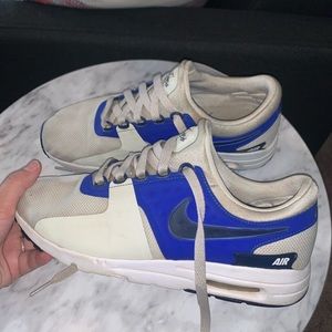 blue & white nike air max zero